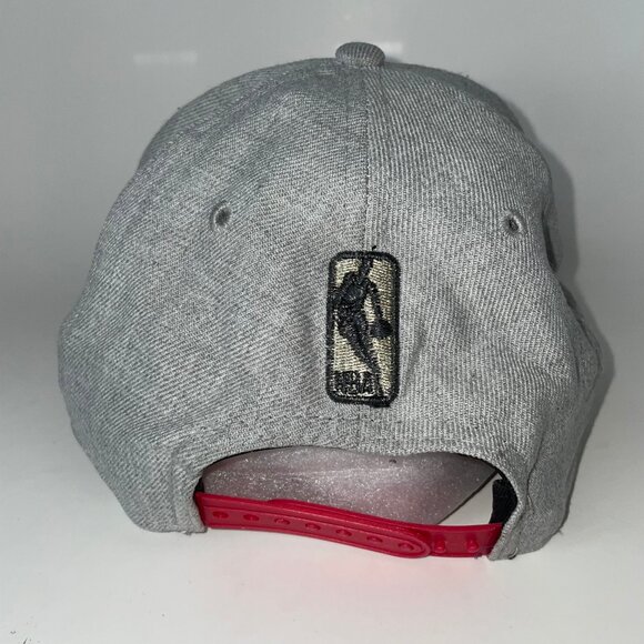 New Era 9fifty Chicago Bulls Snapback Hat Red Gold Gray Cap Logo - Picture 2 of 10